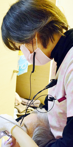 訪問歯科診療の様子